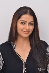 Bhumika Chawla New Photos
